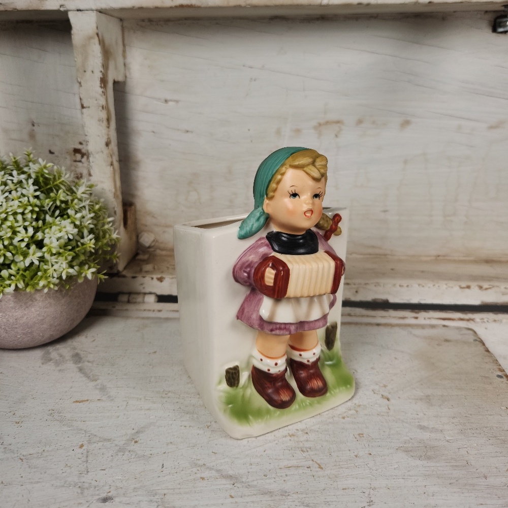 VTG Hummel Style Little Girl Playing Accordion Bisque Planter /Vase Landmark Int